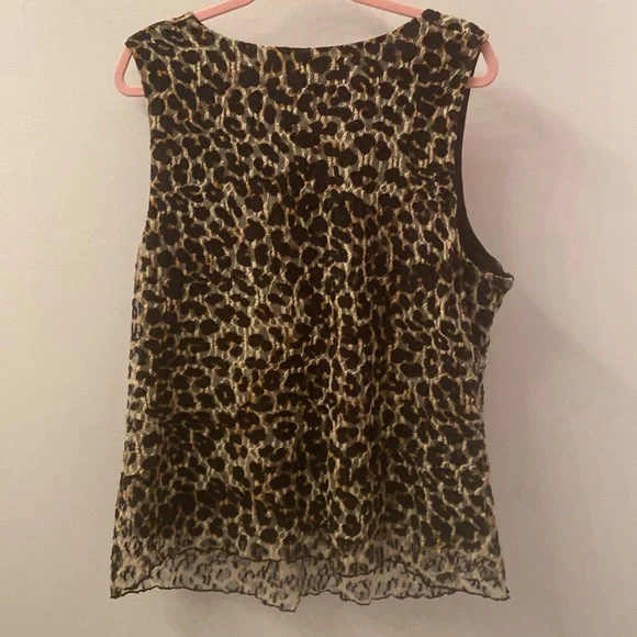 Plus size 3x Alfani Cheetah print top - Picture 3 of 5